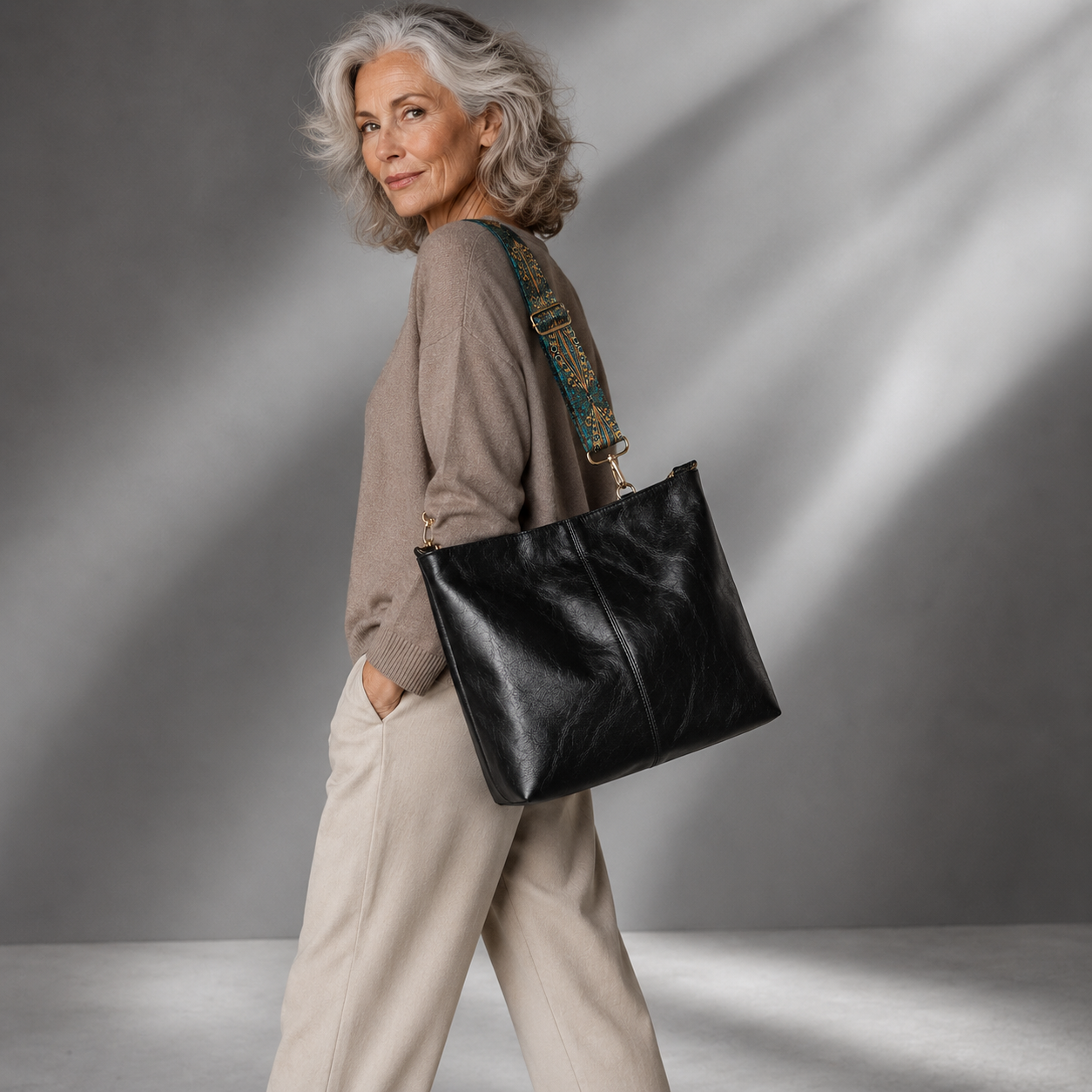 Paloma Leather Bag